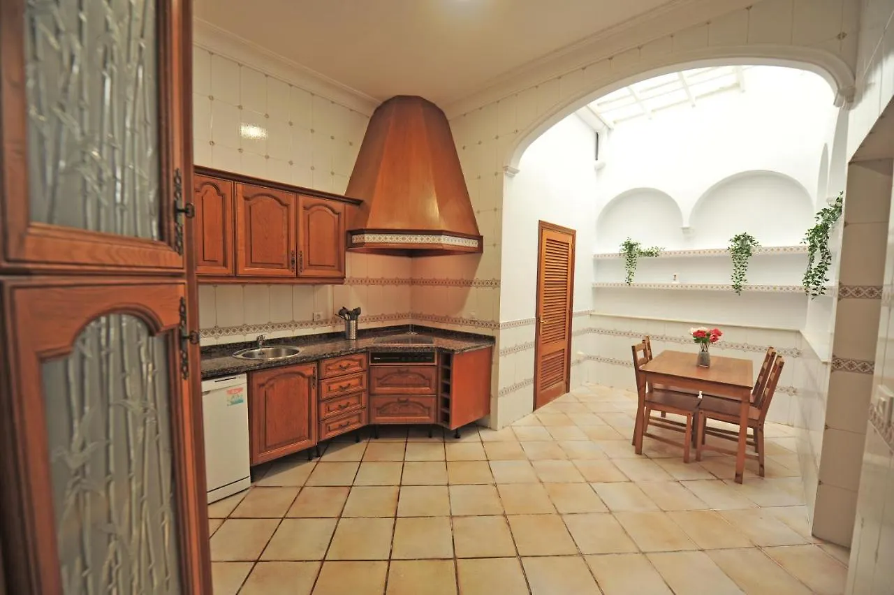 Palacio Centro Terraza 8 Dormitorios Jerez de la Frontera 0*,  Spanyolország