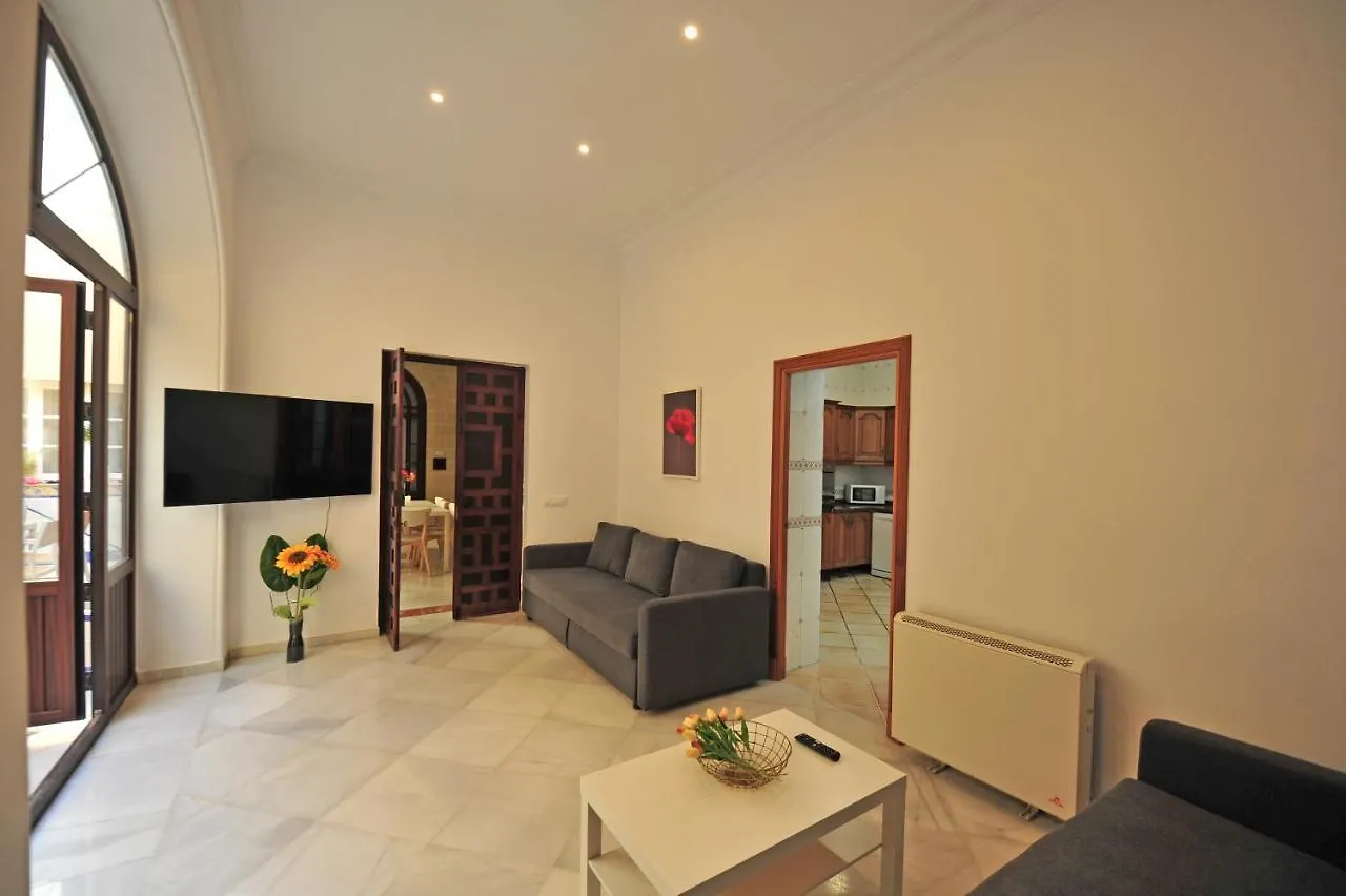 Apartamento Palacio Centro Terraza 8 Dormitorios Jerez de la Frontera